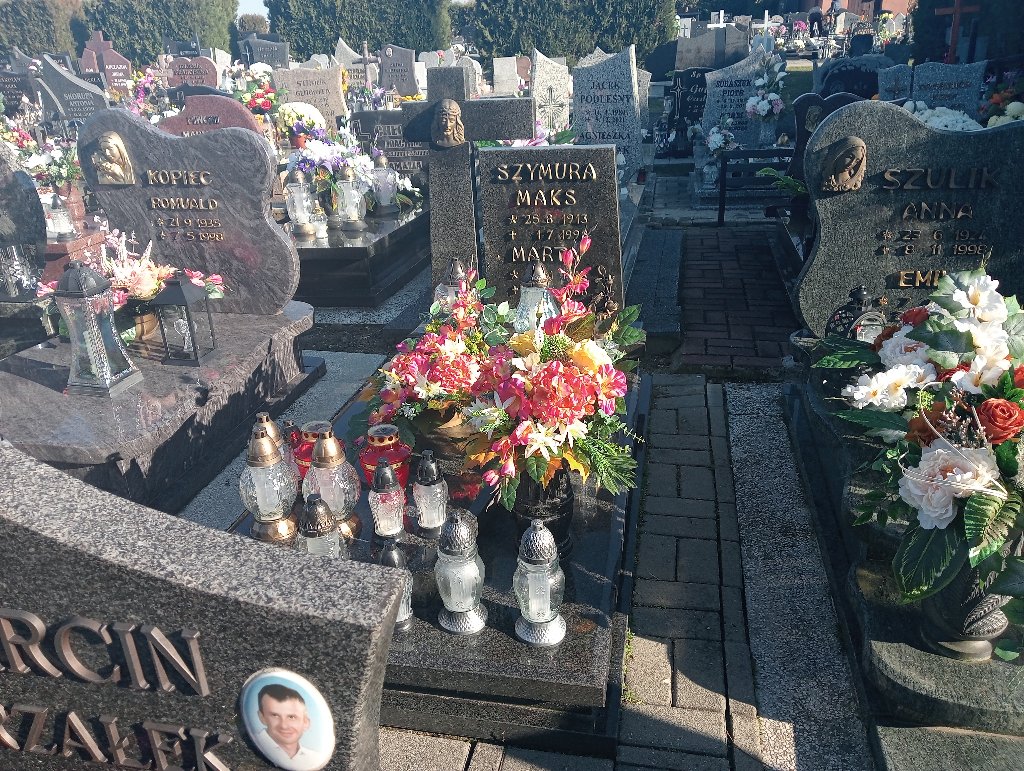 Grób Marta Szymura